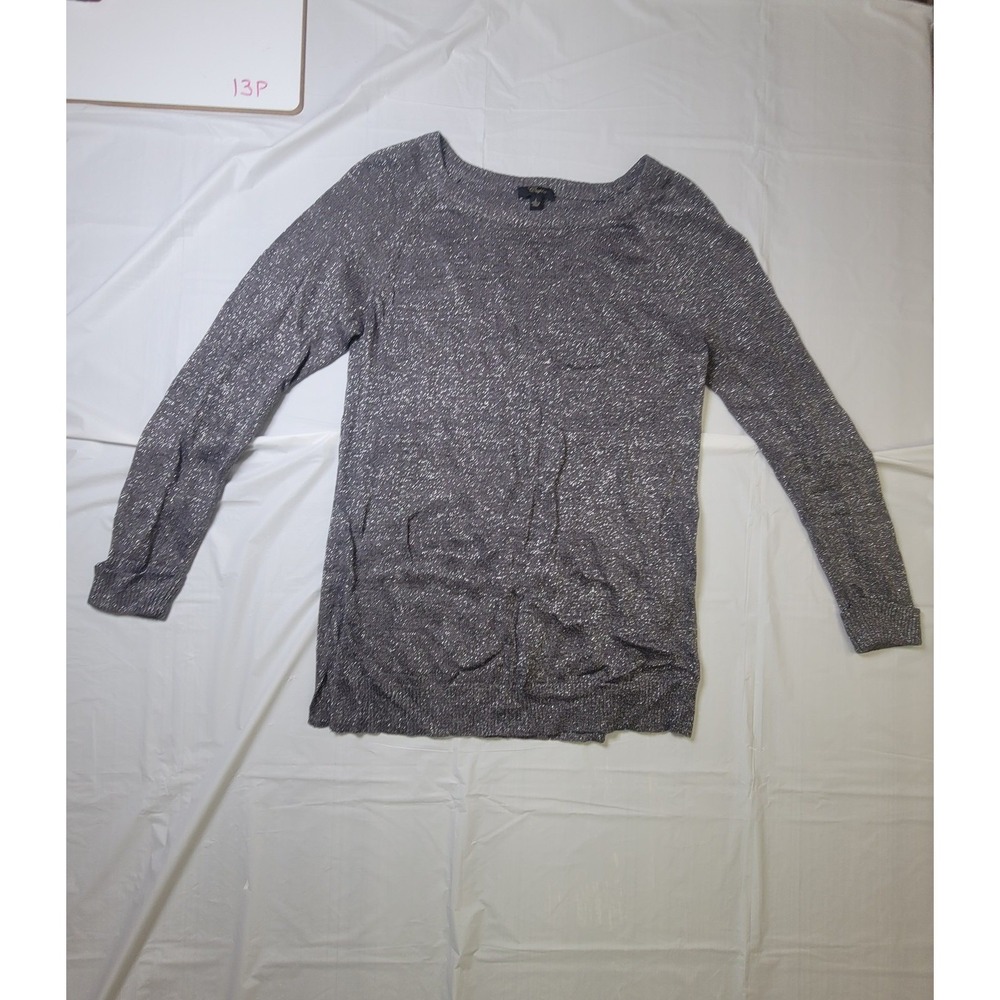 Womens Cupic pullover sweater. Size Large. Silver/Gray. Cuffed Sleeves
